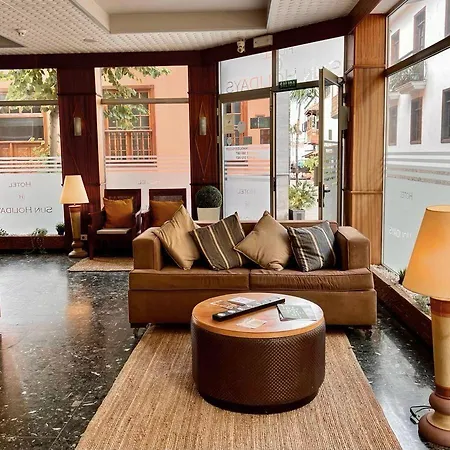 Sun Holidays Hotell *