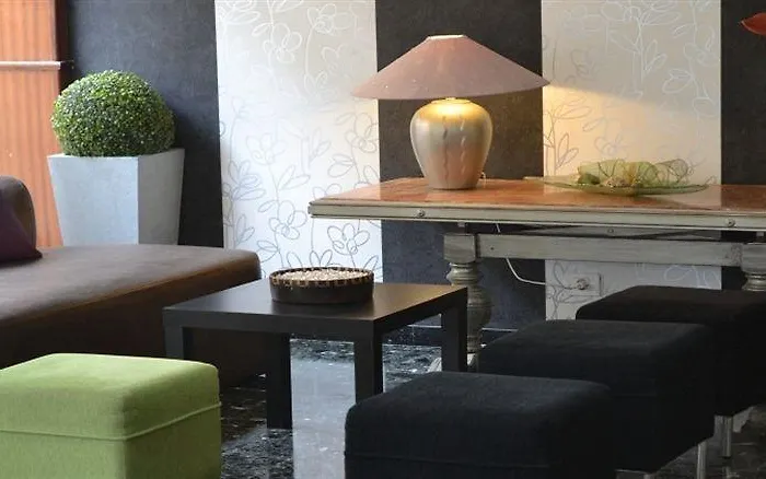 太阳假日酒店 拉克鲁斯