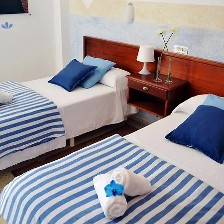 Sun Holidays Hotell *