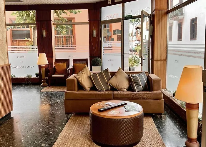 Sun Holidays Hotel *